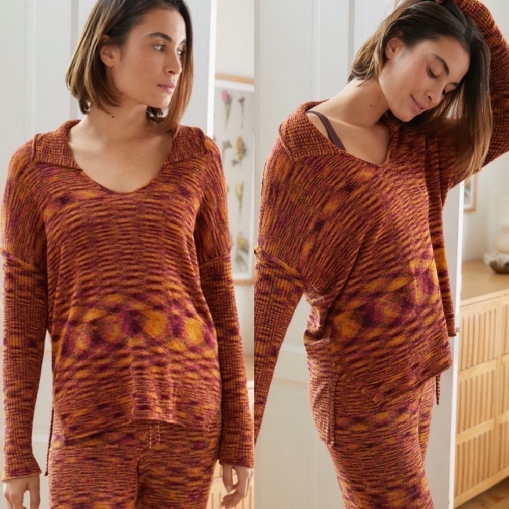 NWT Urban Outfitters Out From Under Arlette Chenille Hoodie Tunic Top